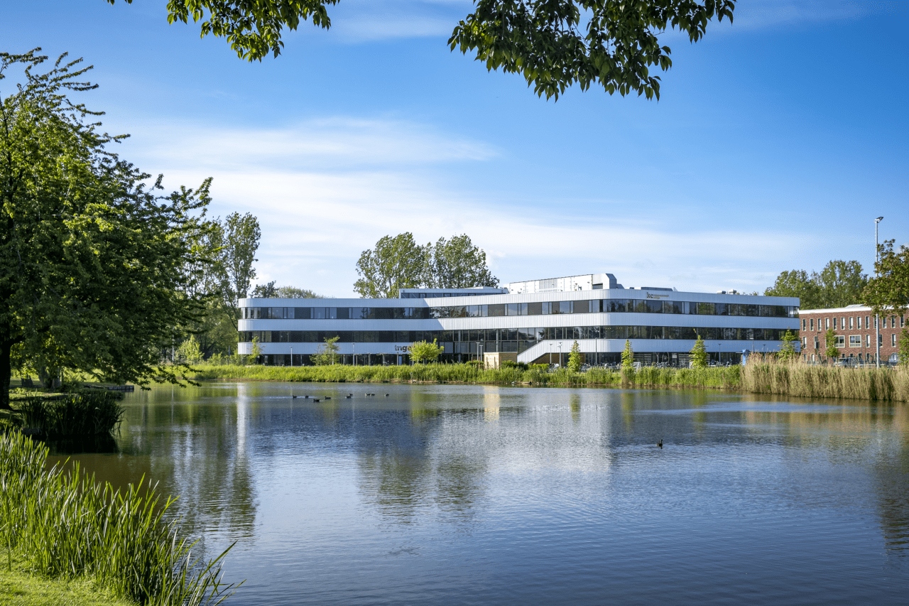 Schoolgebouw Krimpenerwaard College in Krimpen aan den IJssel.
